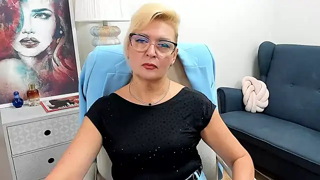 luna xfantasy online show from July 22, 2026, 6:48 am