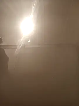 Miro9 online show from April 16, 2026, 9:15 pm