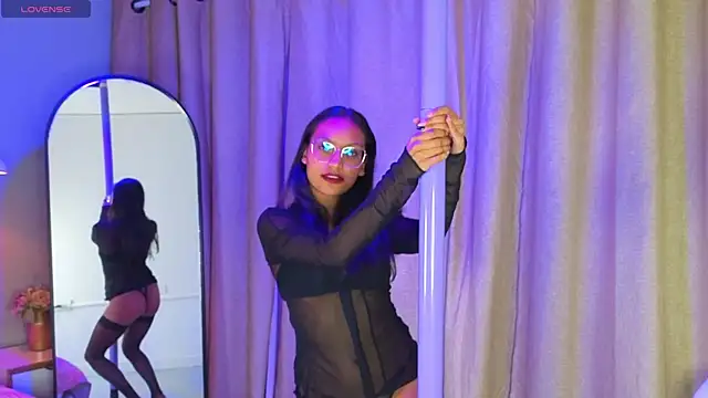 Snapshot of miel_ambar chatting on May 21, 2026, 1:52 pm miel ambar online show from May 21, 2026, 1:52 pm