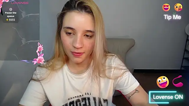 Ambar lynn01 online show from June 21, 2026, 8:14 pm