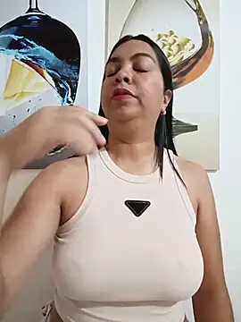 Silvana2927 online show from July 19, 2026, 8:38 pm
