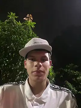 Snapshot of sam_smith20 chatting on April 14, 2026, 3:22 am sam smith20 online show from April 14, 2026, 3:22 am