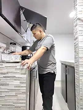 ian charmboy online show from April 15, 2026, 1:00 am