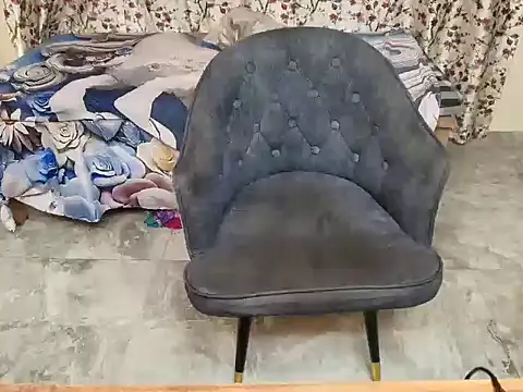 Avni-kumarii online show from May 30, 2026, 4:30 am