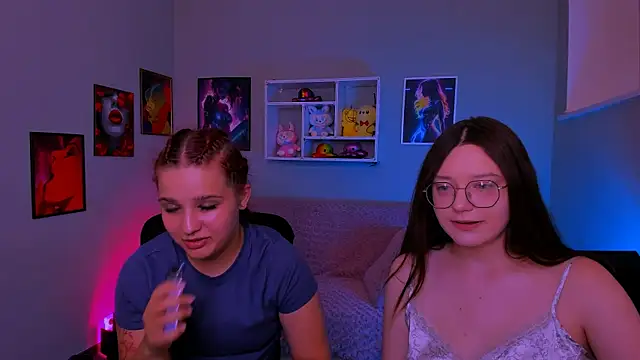 Snapshot of nymira chatting on July 15, 2026, 9:38 am nymira online show from July 15, 2026, 9:38 am