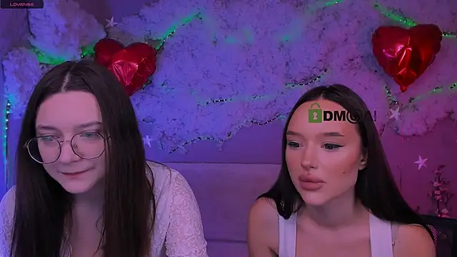 Snapshot of nymira chatting on July 11, 2026, 9:20 am nymira online show from July 11, 2026, 9:20 am