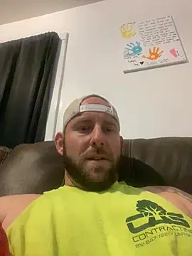 phattyluv89 online show from May 13, 2026, 3:02 am