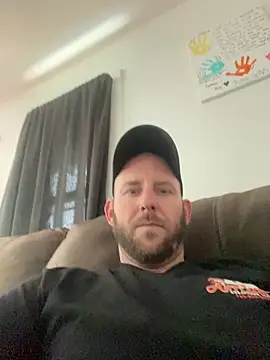 phattyluv89 online show from May 1, 2026, 8:25 pm