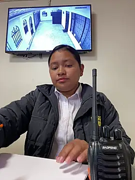 VANNESA SECURITY online show from April 14, 2026, 2:33 pm