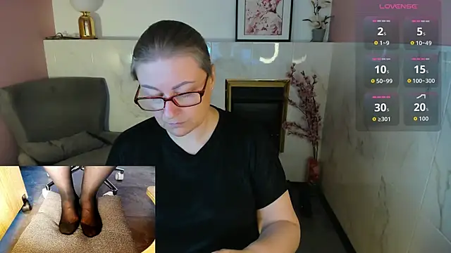 Alexandra Kind online show from July 30, 2026, 8:41 pm