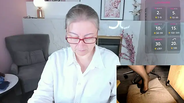 Alexandra Kind online show from July 23, 2026, 8:38 pm