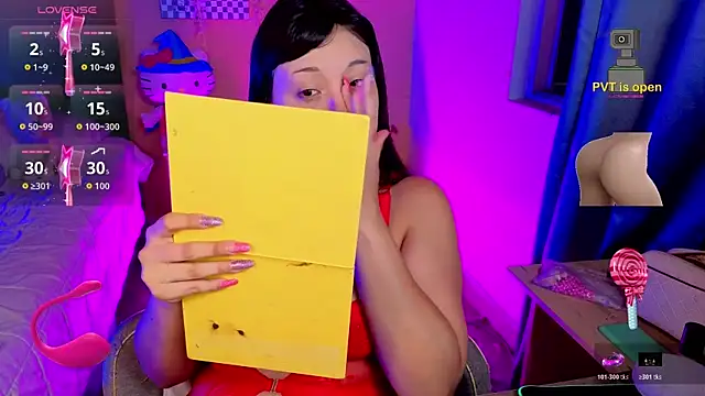 sophiepixel online show from May 10, 2026, 3:21 am