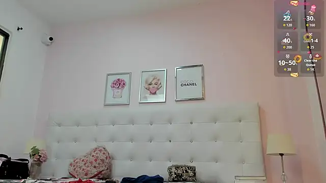 KimberlyBoonee online show from June 26, 2026, 7:31 pm