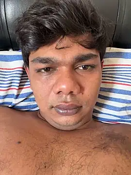 Snapshot of Slseyboy chatting on April 15, 2026, 8:20 am Slseyboy online show from April 15, 2026, 8:20 am