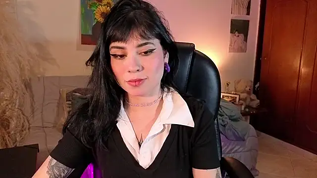 Snapshot of GaiaJonness chatting on May 25, 2026, 6:06 pm GaiaJonness online show from May 25, 2026, 6:06 pm