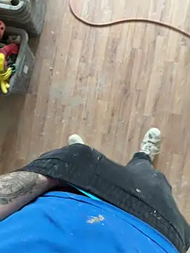 Snapshot of vitiligoDaiv chatting on April 15, 2026, 8:20 am vitiligoDaiv online show from April 15, 2026, 8:20 am