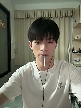 ruo-bai online show from April 15, 2026, 2:43 pm