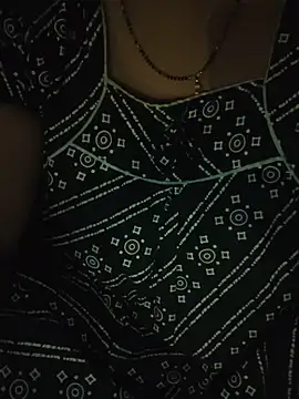 Snapshot of sweetylove01 chatting on June 25, 2026, 7:52 pm sweetylove01 online show from June 25, 2026, 7:52 pm
