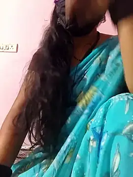Snapshot of sweetylove01 chatting on June 21, 2026, 1:22 am sweetylove01 online show from June 21, 2026, 1:22 am