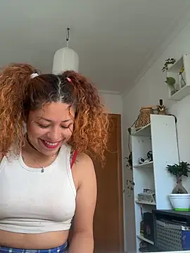 Snapshot of rebeldflower chatting on April 15, 2026, 7:47 am rebeldflower online show from April 15, 2026, 7:47 am