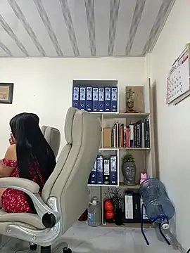 Sara fun online show from March 5, 2025, 7:49 pm