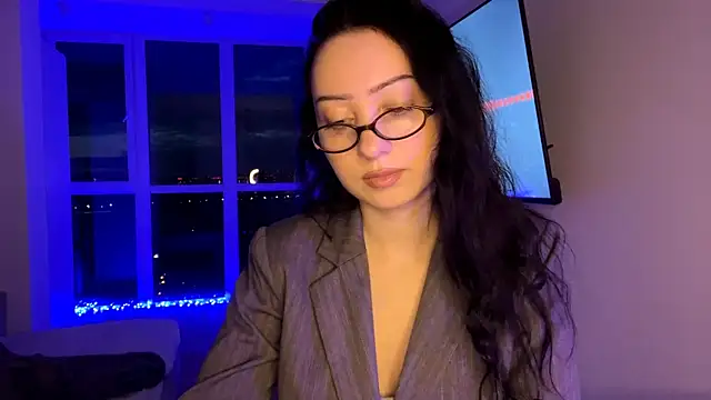 Meow Alika online show from April 30, 2026, 5:31 pm