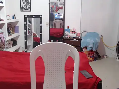 novafoxxx online show from July 1, 2026, 6:41 pm