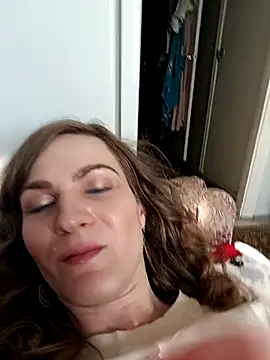 AnnieNet online show from June 29, 2026, 2:39 pm