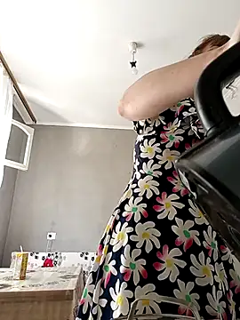 AnnieNet online show from July 2, 2026, 12:22 pm