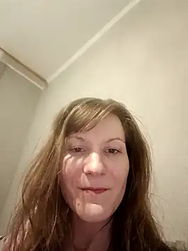 AnnieNet online show from April 30, 2026, 9:08 pm