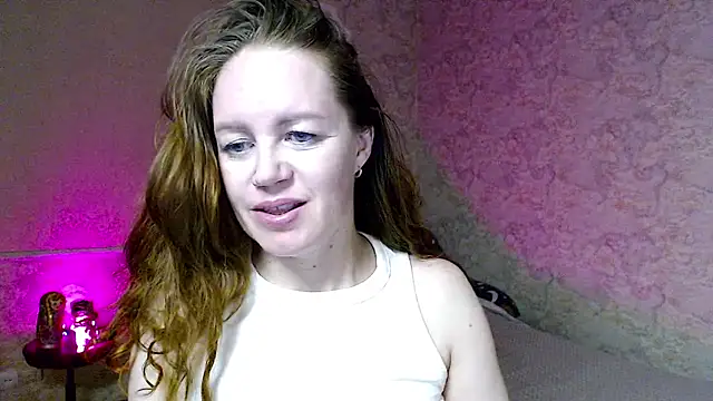 Fern Lust online show from July 8, 2026, 9:37 pm