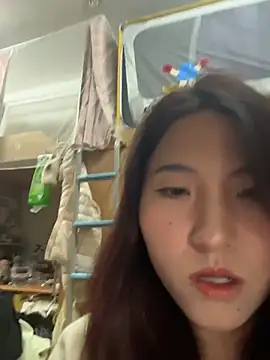pinkouou online show from April 29, 2026, 11:58 am