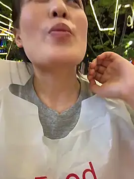 Faye-baby online show from May 20, 2026, 2:36 pm