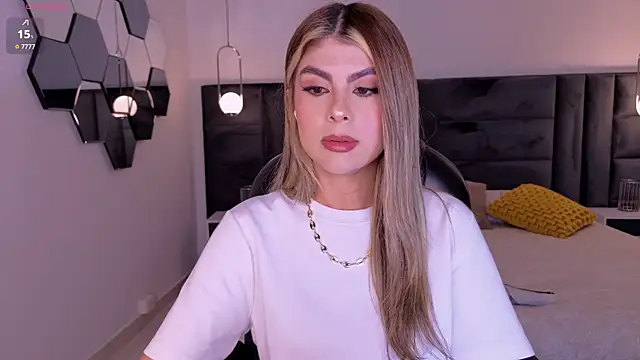 MiaSilvaX online show from July 15, 2026, 11:17 am