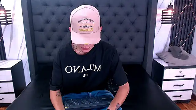 Snapshot of Daniel_Guty chatting on April 20, 2026, 7:26 pm Daniel Guty online show from April 20, 2026, 7:26 pm
