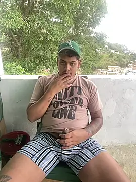 Snapshot of Saul_88 chatting on May 22, 2026, 4:49 pm Saul 88 online show from May 22, 2026, 4:49 pm