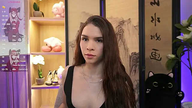 AlinaBennet  online show from June 30, 2026, 12:05 pm
