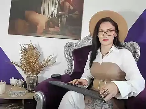 MistressKasandra online show from May 11, 2026, 3:08 am