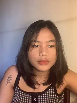 Haniichan online show from April 21, 2026, 2:25 am