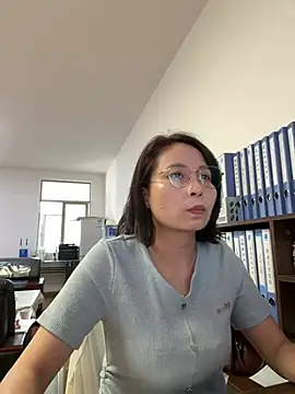 lisha521 online show from June 11, 2026, 2:11 am