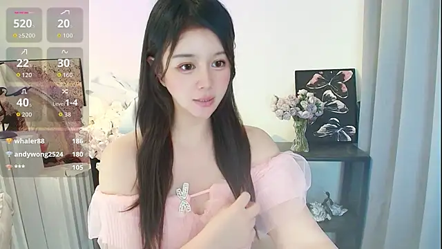 Moon-66 online show from May 31, 2026, 6:09 pm
