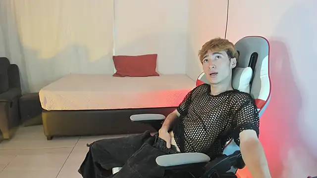 justin blake online show from April 19, 2026, 12:39 pm