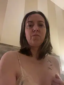 Snapshot of morganosu454 chatting on April 16, 2026, 3:07 am morganosu454 online show from April 16, 2026, 3:07 am