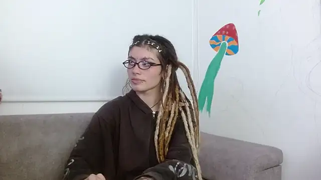 giulietta monsalve online show from July 4, 2026, 4:52 am