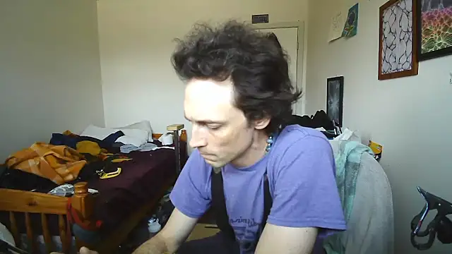 JohnnyMoves online show from May 17, 2026, 7:25 pm