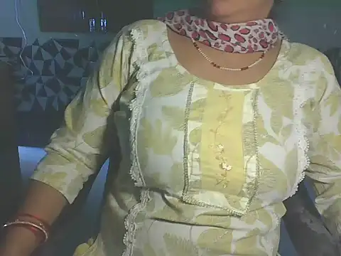 Snapshot of Hotty_Bhabhi1 chatting on May 8, 2026, 5:55 am Hotty Bhabhi1 online show from May 8, 2026, 5:55 am
