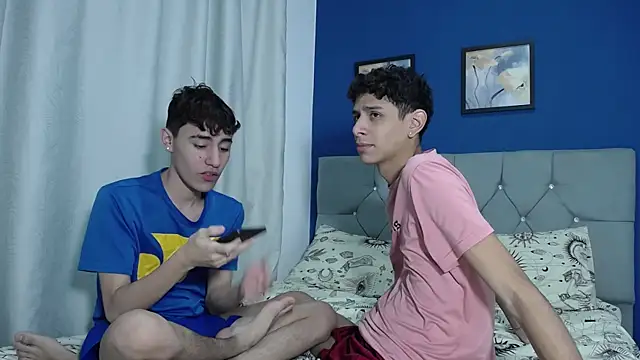 Thiago And Gael online show from June 17, 2026, 11:14 pm