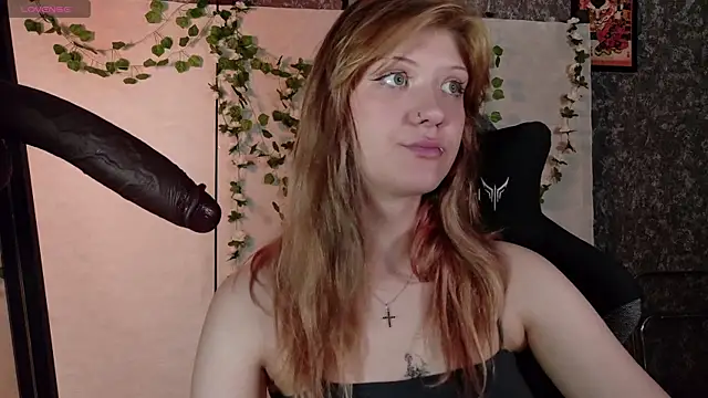 Lina Wi online show from July 22, 2026, 8:00 pm