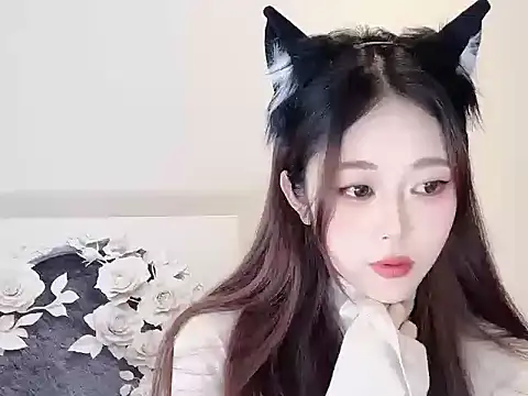 KiKi-011 online show from May 8, 2026, 6:39 am