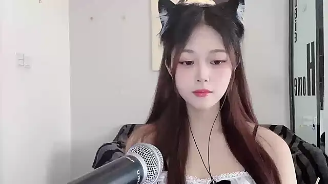 KiKi-011 online show from June 2, 2026, 7:30 am